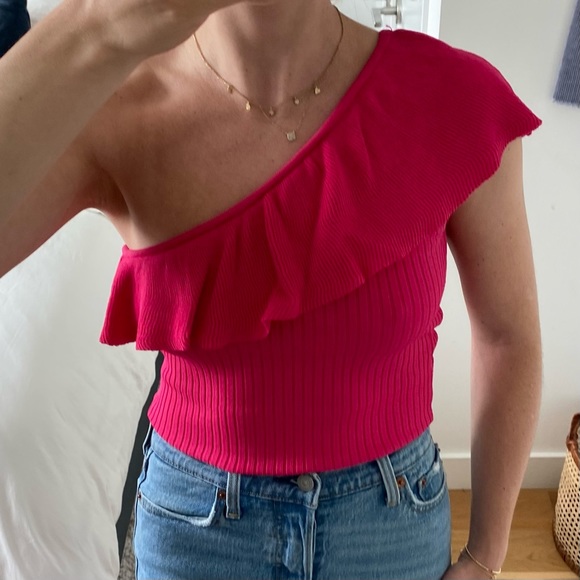 Pink one shoulder ribbed tank top with ruffle - Picture 4 of 4